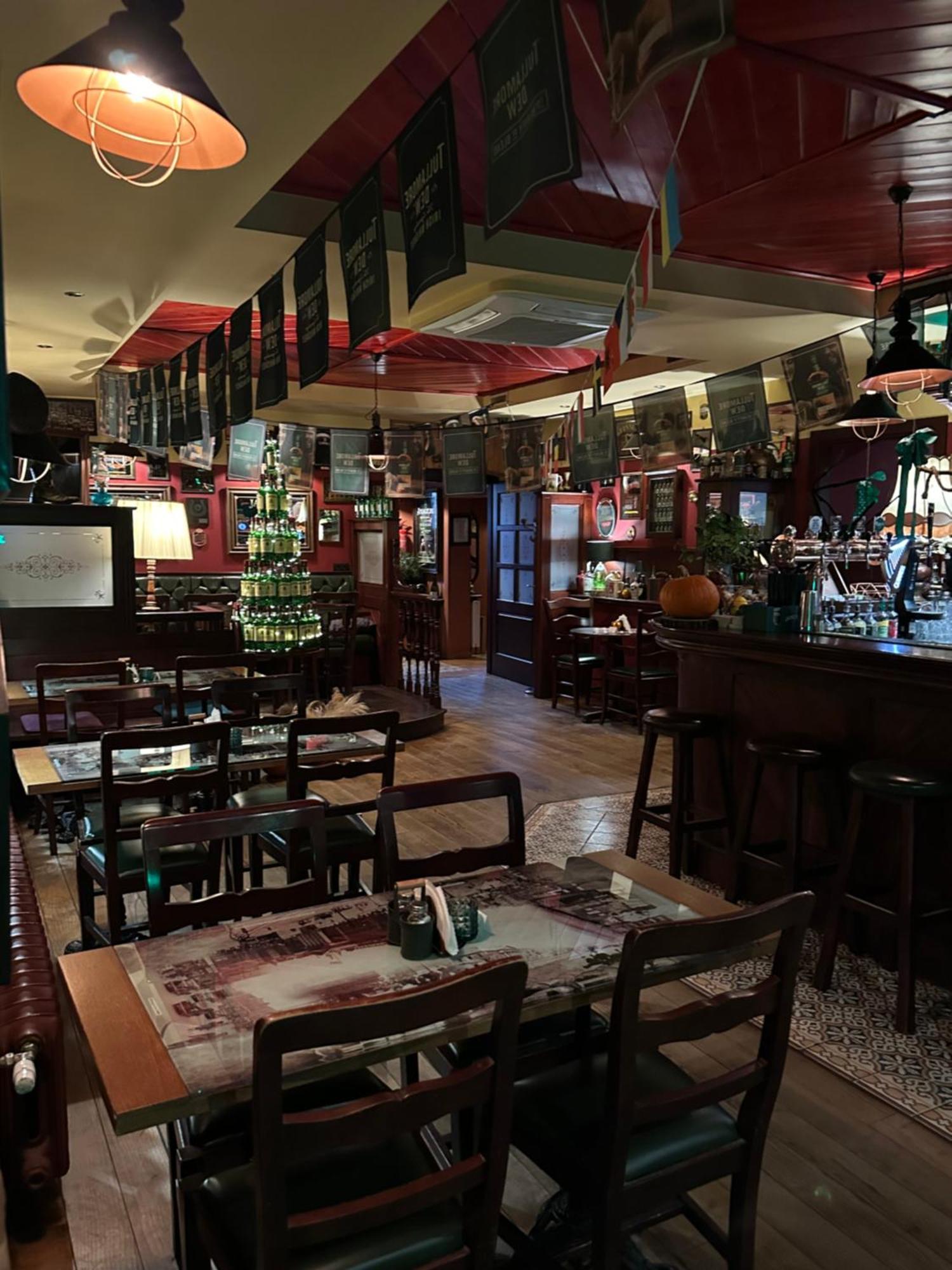 Shoemaker Irish Pub & Accommodation Kielce Eksteriør billede