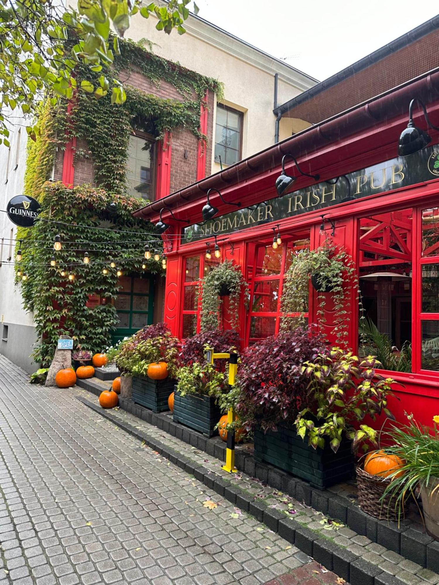 Shoemaker Irish Pub & Accommodation Kielce Eksteriør billede