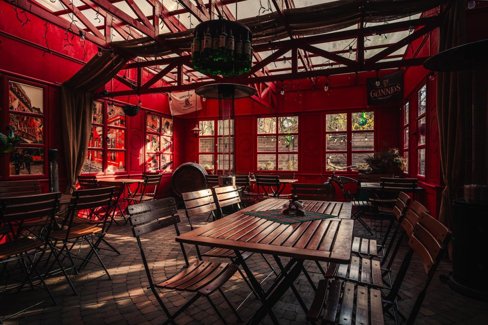 Shoemaker Irish Pub & Accommodation Kielce Eksteriør billede